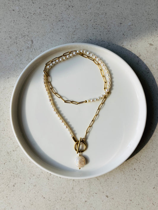 Fresh Water Pearl Necklace